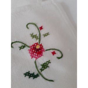 White linen hand embroidered napkins Set of 6